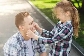 女儿拉臭臭了图片