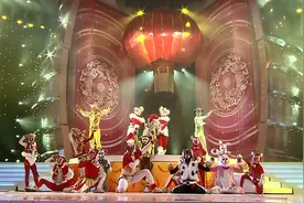 塔沟武校与央视春晚的20年：曾因“不能凑合”被拒3年，靠不断创意创新“出圈”图片