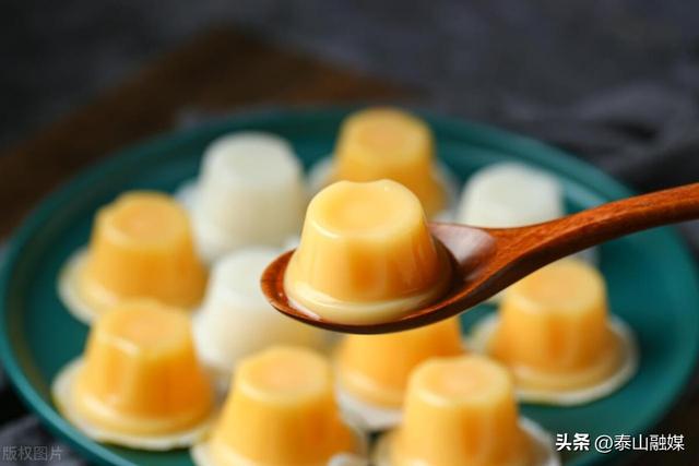 花胶牛奶冻 方块 做花胶牛奶冻