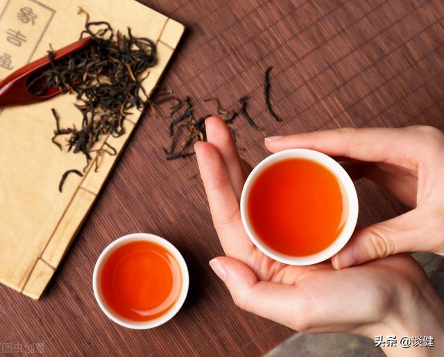一杯红茶等于六个苹果？每天喝红茶可以预防癌症？真相告诉您