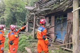 黄明：继续绷紧安全这根弦图片
