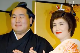 朝青龙：蒙古出生，日本相扑横纲，与美艳妻子离婚，现为成功商人图片
