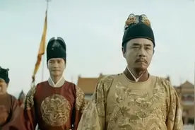 朱元璋手提宝剑追砍朱标，朱标喊：有本事你改用棍子，我保证不跑图片