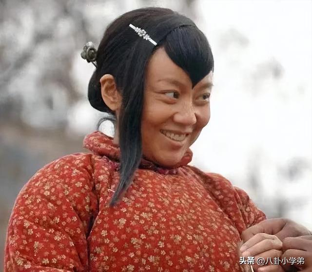 6位戏里"土得掉渣"的村姑,现实中原来这么美,反差太大不敢认