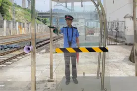 交广会客厅｜铁道线上的一抹亮丽“迷彩色”——记贵阳南车站调车员吴邵辉图片