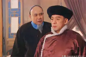 《雍正王朝》里权臣之隆科多：精致的机会主义者，一步踏空一切空图片