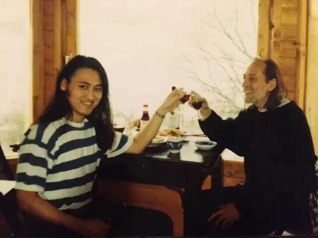 一场漫长的毁灭——解读2025诺奖得主克拉斯诺霍尔卡伊新作