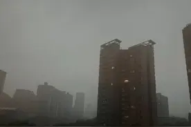 超强台风即将登陆！深圳一秒天黑，未来天气......图片