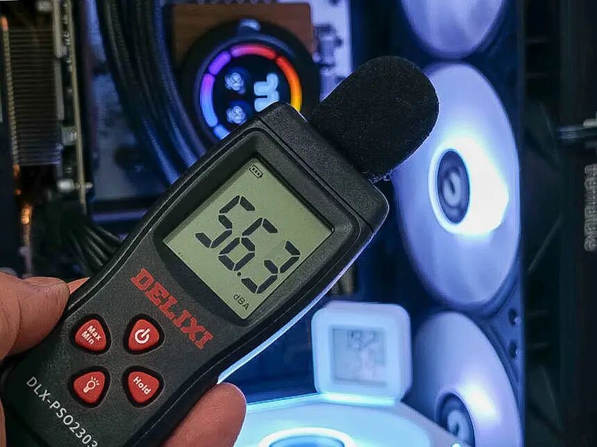 1000出头,新装的TT主机真的很帅,这才是男孩子第一台海景房主机