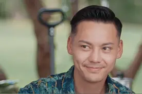 陈伟霆素颜皮肤状态很健康，直言在家爱洗碗，恰巧何穗曾大秀厨艺图片