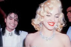 1991年，杰克逊和麦当娜手拉手走红毯，33岁的天王和天后惊艳全场图片