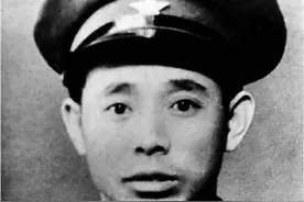 1971年，18岁的董耀栋被母亲突然告知：你其实是蔡正国烈士的儿子图片