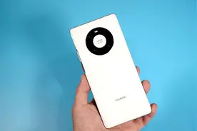 不吹不黑，两年前的华为Mate40Pro，相当于现在什么档次的手机？图片