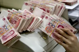 人民币单边贬值，资本出现外逃，会带来什么样的影响？图片