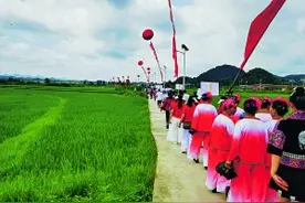 贵安新区栗木村：低头观碧水 举目皆青山图片