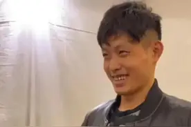 山东小伙娶巴基斯坦媳妇，花十几万给她家建房，四年一分钱没挣到图片