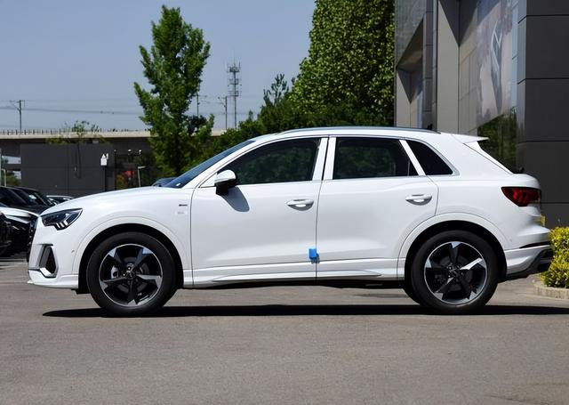 奥迪新款Q3全面发布！比宝马X1霸气，换新1.5T动力，价格接受？