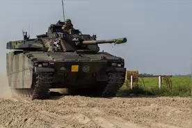 目前仅有中美实现！中国用了几十年才实现全机械化陆军，到底多难图片