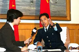 王伟撞机坠毁，一同执行任务的飞行员事后怎样了？图片