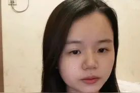 宝宝睡觉不踏实，经常放屁，身体扭来扭去，小脸憋得通红。...图片