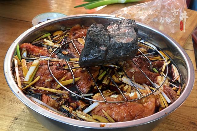 卤牛肉的做法 2026年卤牛肉的做法和步骤＂,＂no_ai_sug＂:true},{＂type＂:＂