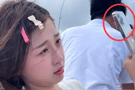 八竿子打不着的两个人传绯闻了？图片