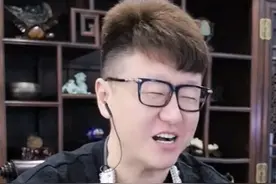 主播被高价挖走，大佛吐槽前舞帝公会的合同，没有一个能生效的图片