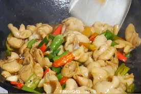 猪大肠的这种做法真好吃，脆嫩入味，开胃下饭又解馋图片