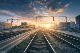 铁路工作待遇到底怎么样，网友看完沉默了图片