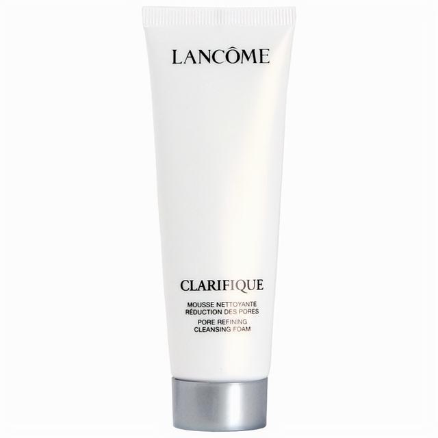 秋冬热门洗面奶推荐：有效提亮肤色细腻毛孔，令暗沉肤色透亮白净