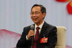“认识500种花”的院士杨金龙：期待和AI科学家一起探索自然图片