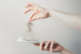 “秃”然慌了，植发机构笑了？图片