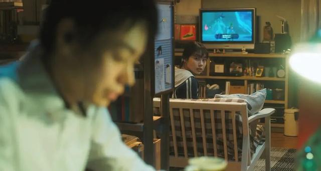 很久没有联系的前任突然“诈尸”，是想和我再续前缘？