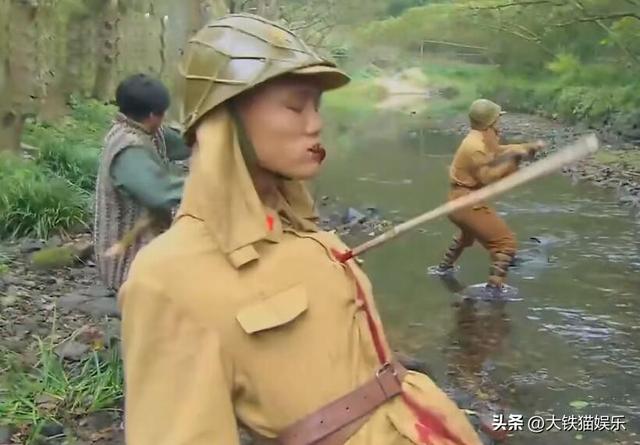 涂脂抹粉上战场，大烧饼都嫌弃，矫情的“抗日神剧”，逐渐凉凉了