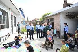 情系福利院！离石公安为福利院儿童上门办理身份证图片