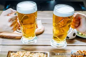 喝了30年啤酒，终于知道生啤熟啤、原浆精酿、纯生干啤有啥区别了图片
