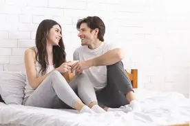 “长得好看的人理应出轨！”：当代人的忠诚约束，为何越来越低？图片