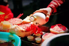 新年喜气满屠苏，古人喜饮屠苏酒图片