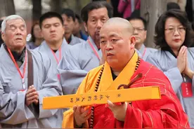 释永信：披着袈裟的“和尚总裁”，他正将少林寺打造成商业帝国图片