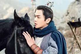 皇帝赏赐10车肉，霍去病放臭也不给士兵吃，直到灭门才看出他高明图片