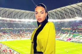 C罗妻子现身世界杯，穿绿色衬衫配600万钻戒，卡塔尔王妃亲自接见图片