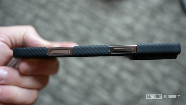苹果iPhone 17 Pro Max手机壳曝光：贴合前代但不支持互换