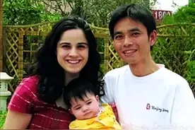 河南保安蔡小华：被美女外教19封情书打动，今生俩孩子定居美国图片