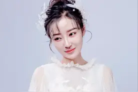简约时尚白纱新娘造型赏析图片