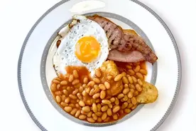 早餐怎么吃？看下钟南山院士的早餐！再看一下张文宏主任的提醒图片