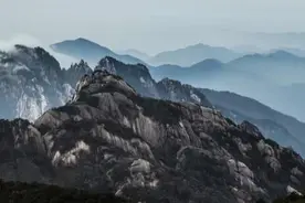 人为什么会莫名的恐惧？恐惧的根源在哪里？图片
