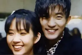 还记得韩剧《星梦奇缘》吗？如今25年过去，主演们都怎样了呢？图片