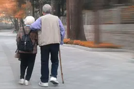 一个女婿半个儿？只生一个女儿的家庭，未来或将面对3个“无奈”图片