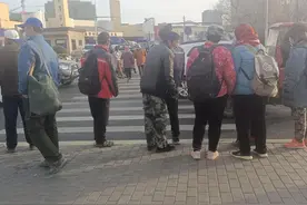 小工130~220一天，瓦工260一天的振华路劳务市场图片