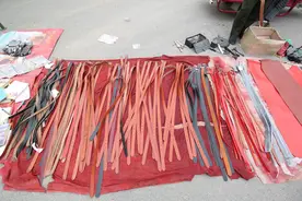 农村集市牛皮带20元一条，那么便宜是真的吗？为何村民都爱买？图片